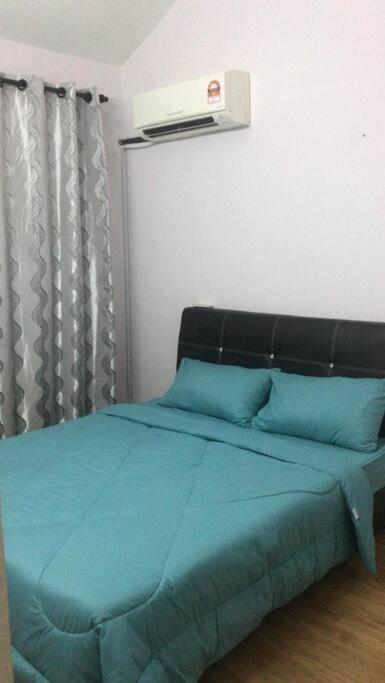 Terrace House Near Stulang Laut Ciq Midvalley Ksl For 7Pax Johor Bahru Exterior photo