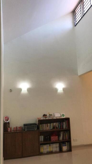 Terrace House Near Stulang Laut Ciq Midvalley Ksl For 7Pax Johor Bahru Exterior photo
